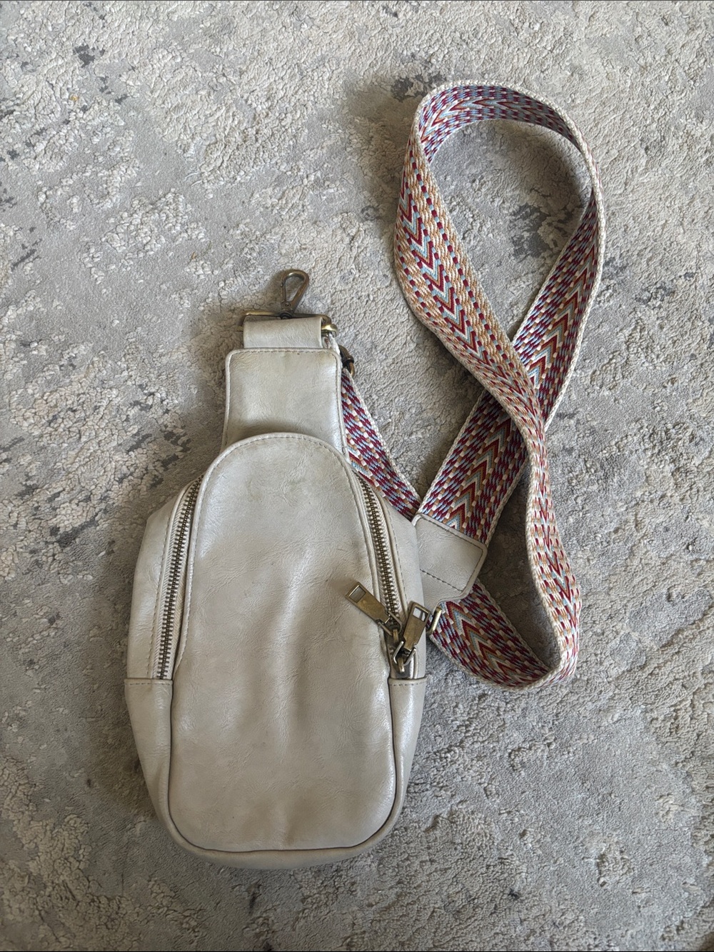 Women's Cream Leather Crossbody Sling Bag with Patterned Strap